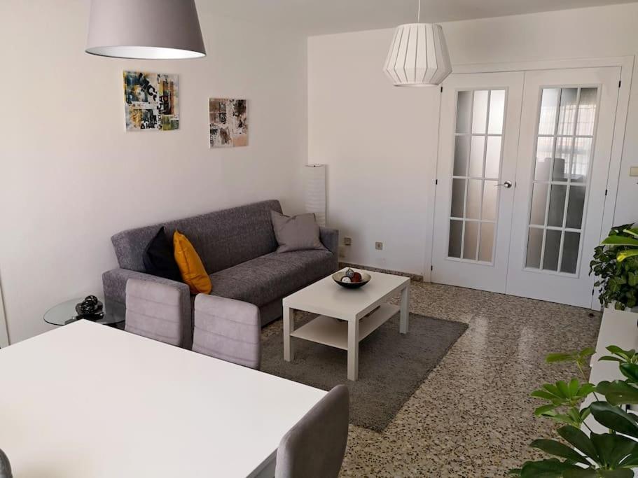Apartamento Amplio Y Luminoso Plaza America, Wifi Apartment อาลิกันเต ภายนอก รูปภาพ