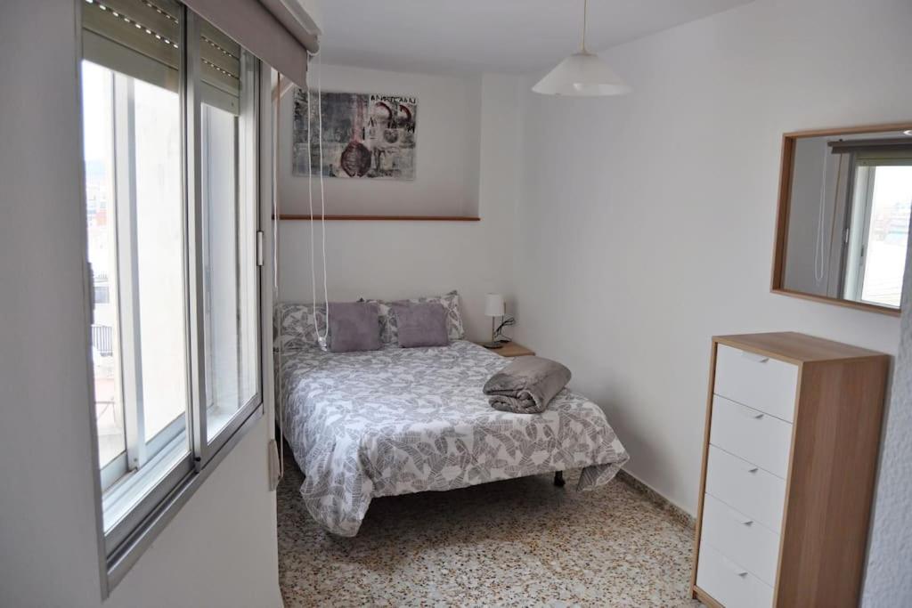 Apartamento Amplio Y Luminoso Plaza America, Wifi Apartment อาลิกันเต ภายนอก รูปภาพ